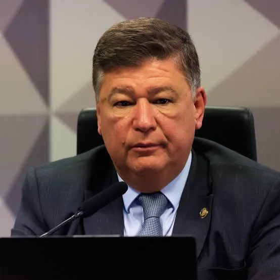 Presidente da CPMI do INSS aciona STF para identificar uso de número funcional ligado a contato com Daniel Vorcaro