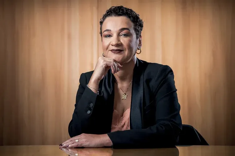 Presidente do Banco do Brasil relata episódios de racismo e reacende debate sobre discriminação no ambiente institucional