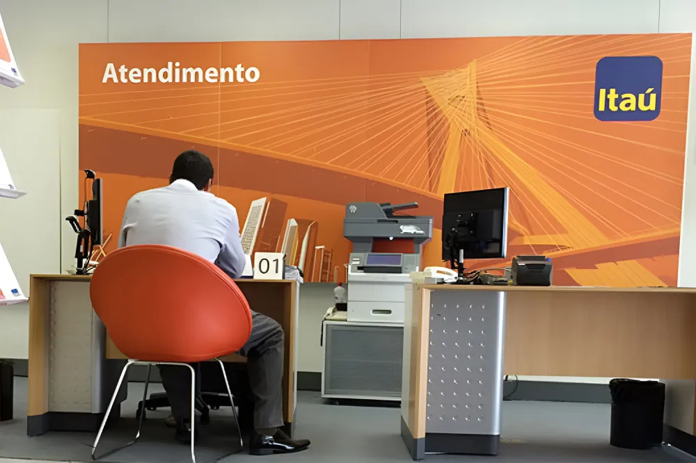Justiça aplica multa de R$ 1,2 milhão ao Itaú Unibanco por descumprir acordo sobre metas abusivas