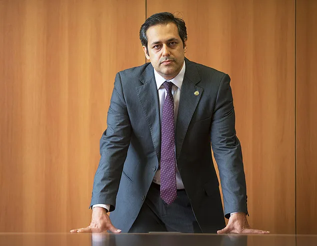 Críticas a ministro do STF levam Kleber Cabral a prestar depoimento em investigação