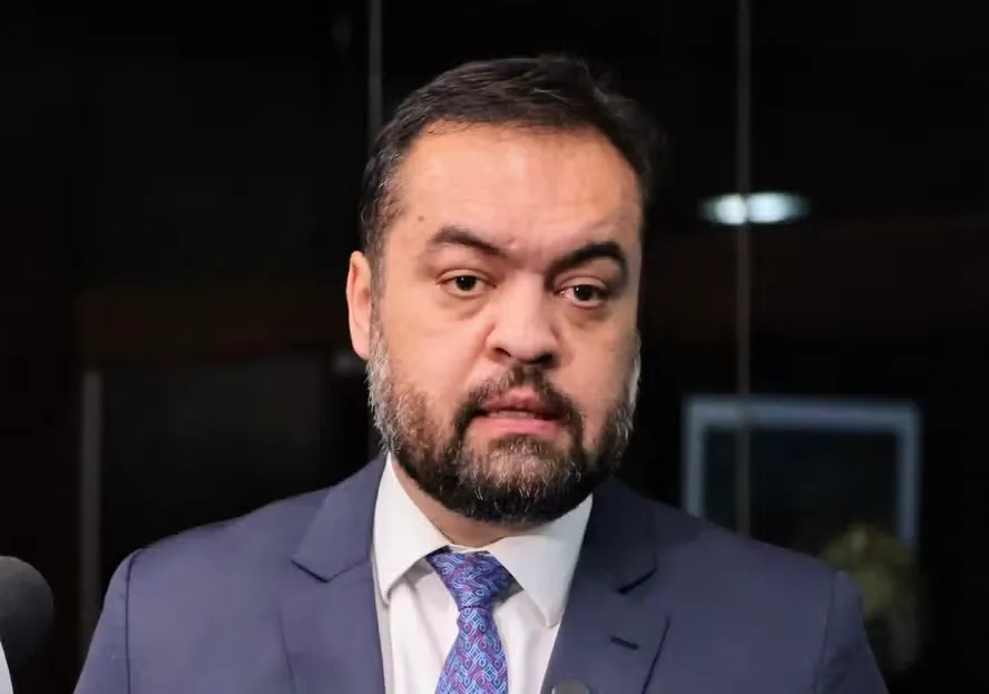 TSE forma maioria para declarar inelegibilidade por abuso de poder eleitoral a Cláudio Castro