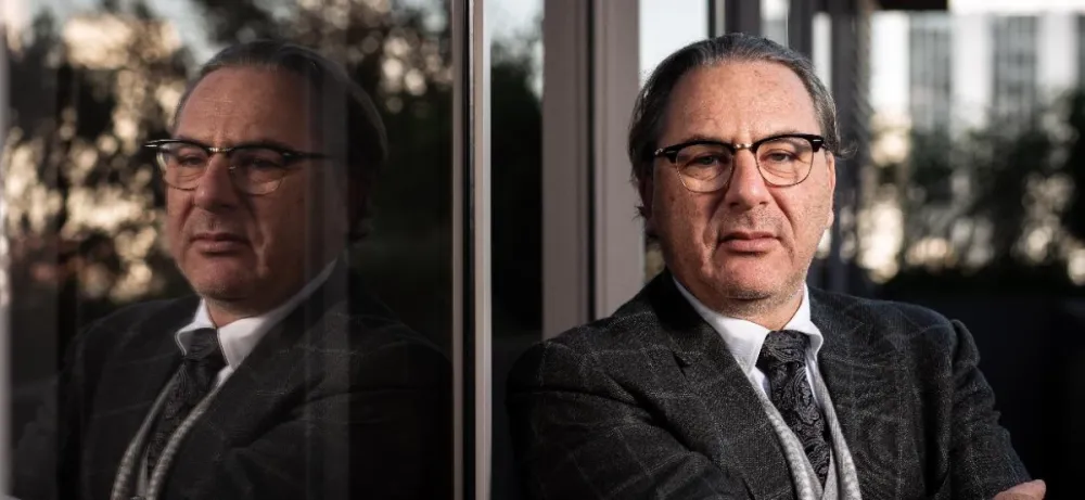 Advogado deixa defesa em caso de colaboração e evidencia conflito de interesses