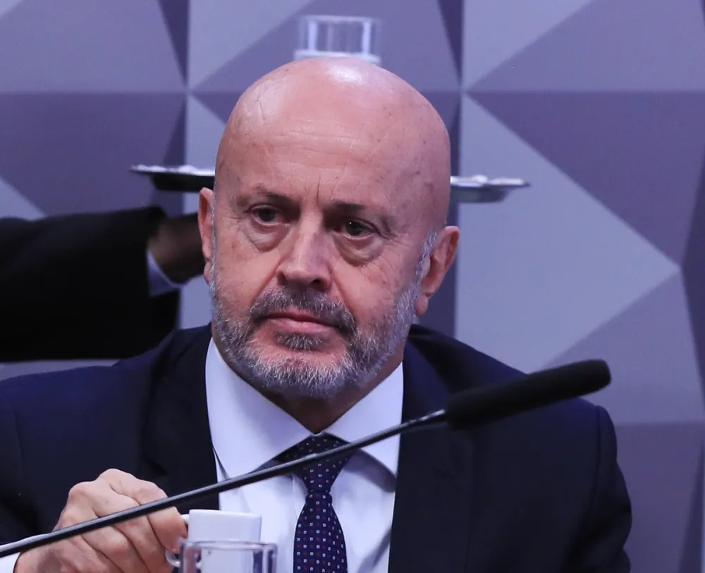 STF autoriza leilão antecipado de carros de luxo apreendidos em investigação sobre fraudes no INSS