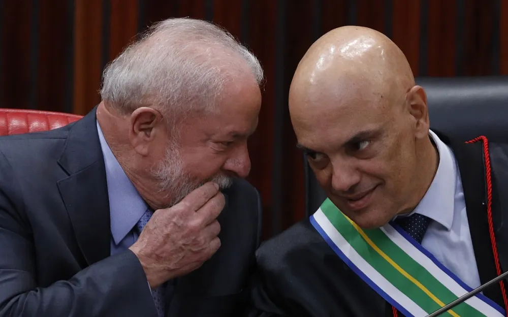 Lula entra no caso Banco Master, sugere afastamento de Moraes e eleva tensão entre política e Judiciário.
